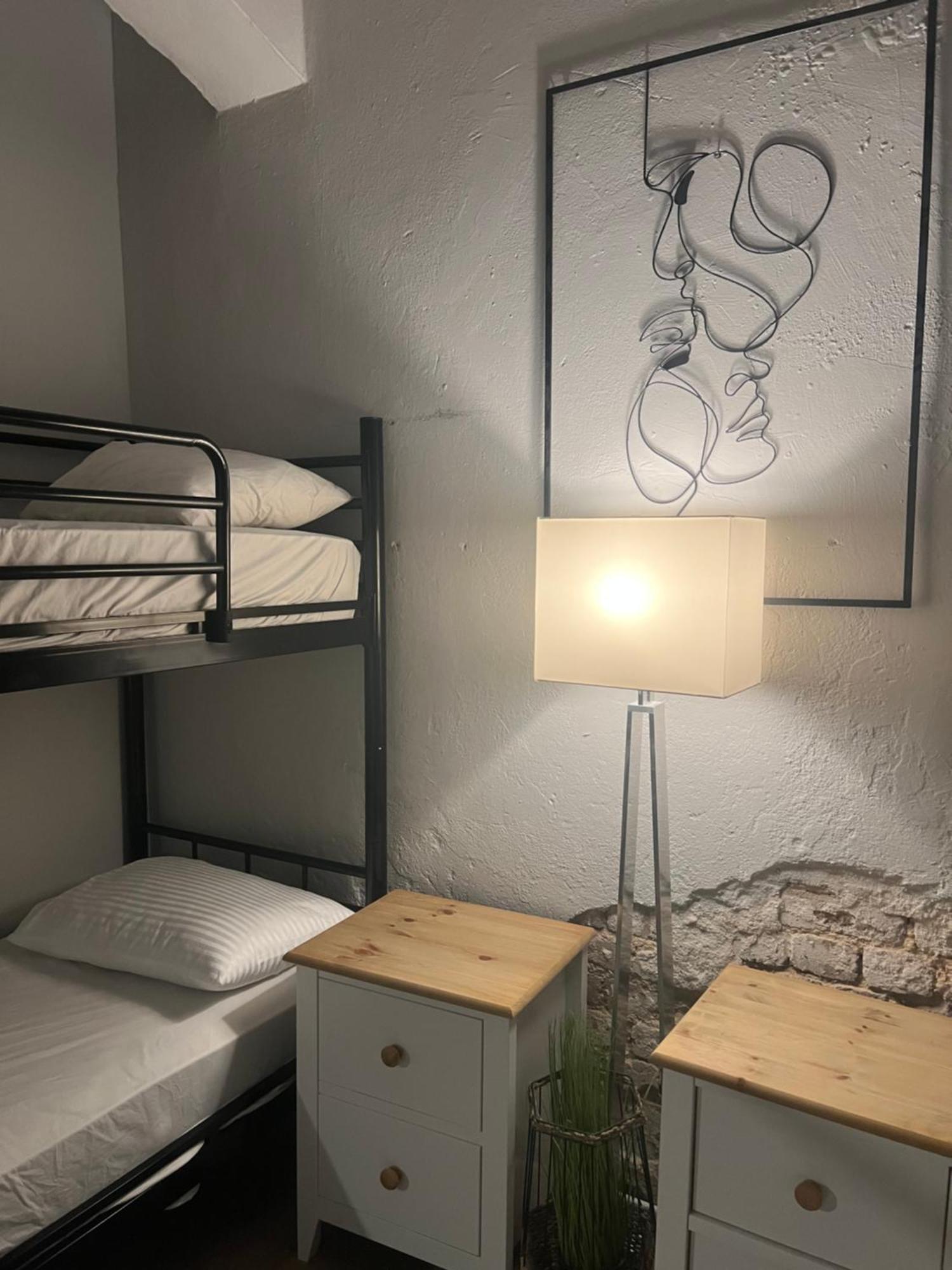 Ofek'S Place - Midtown Tlv Hostel Тел Авив Екстериор снимка